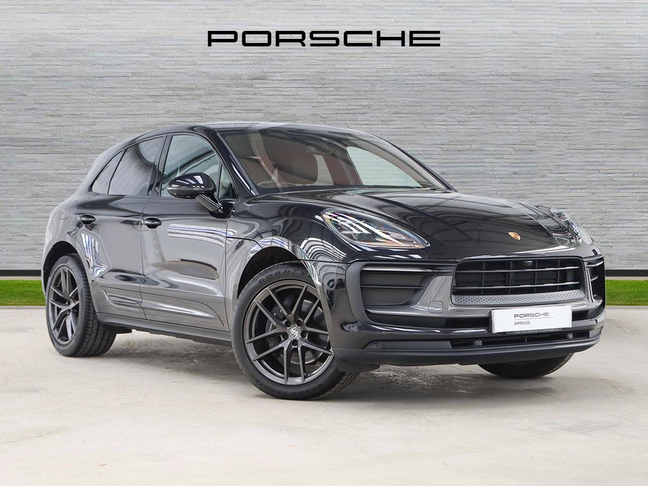 Macan T PDK