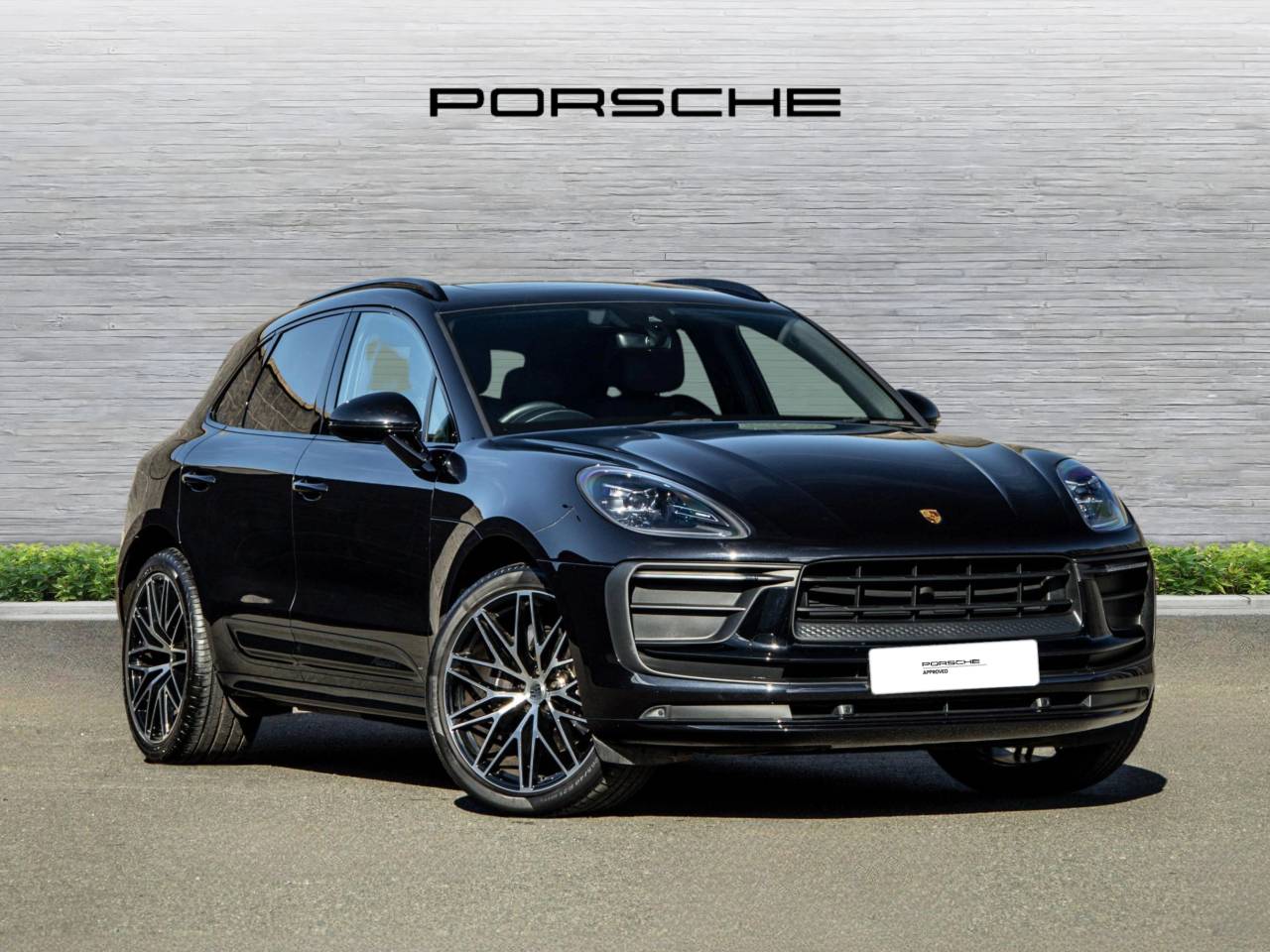 Macan T PDK