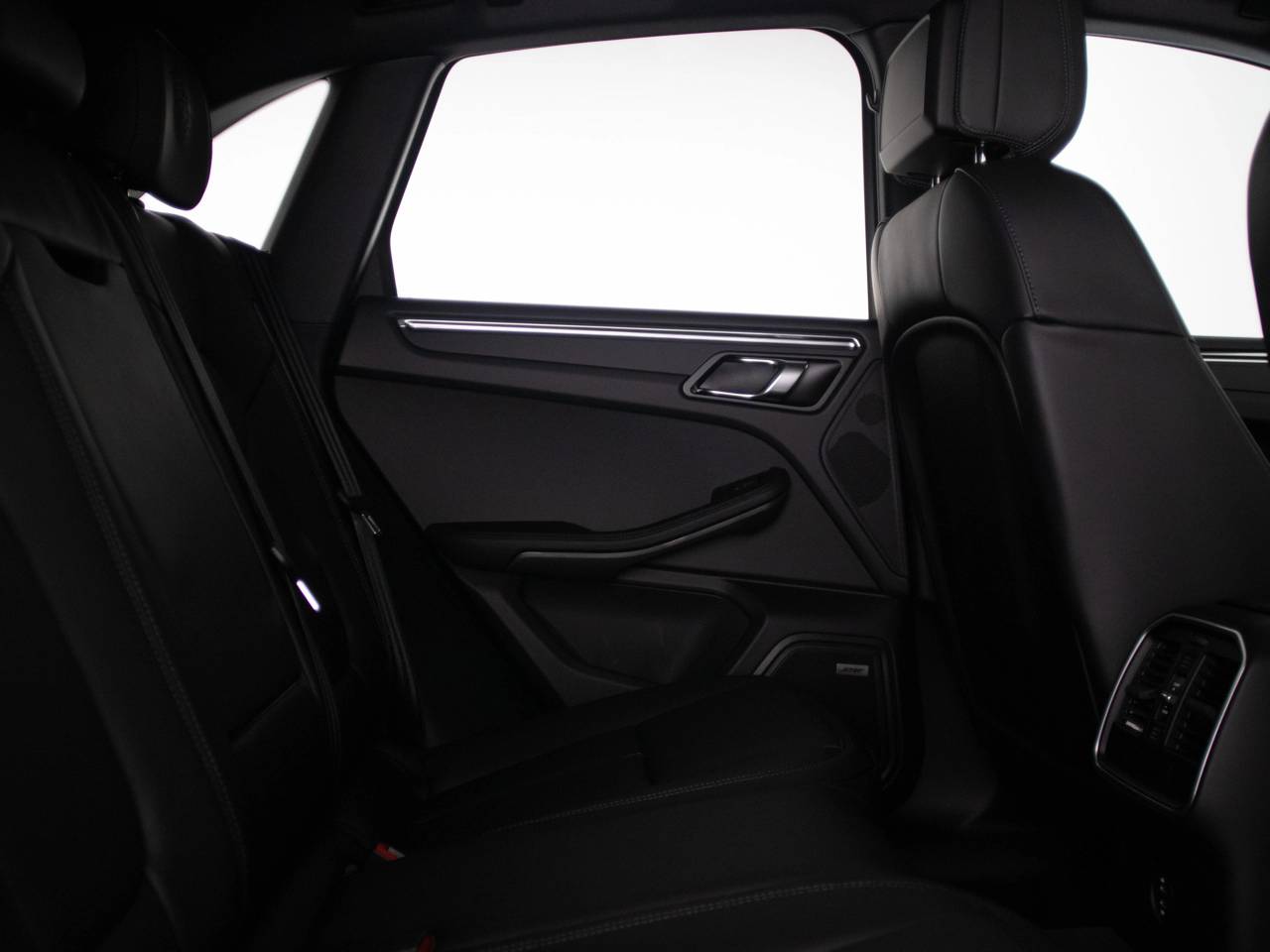Macan (24) image 41