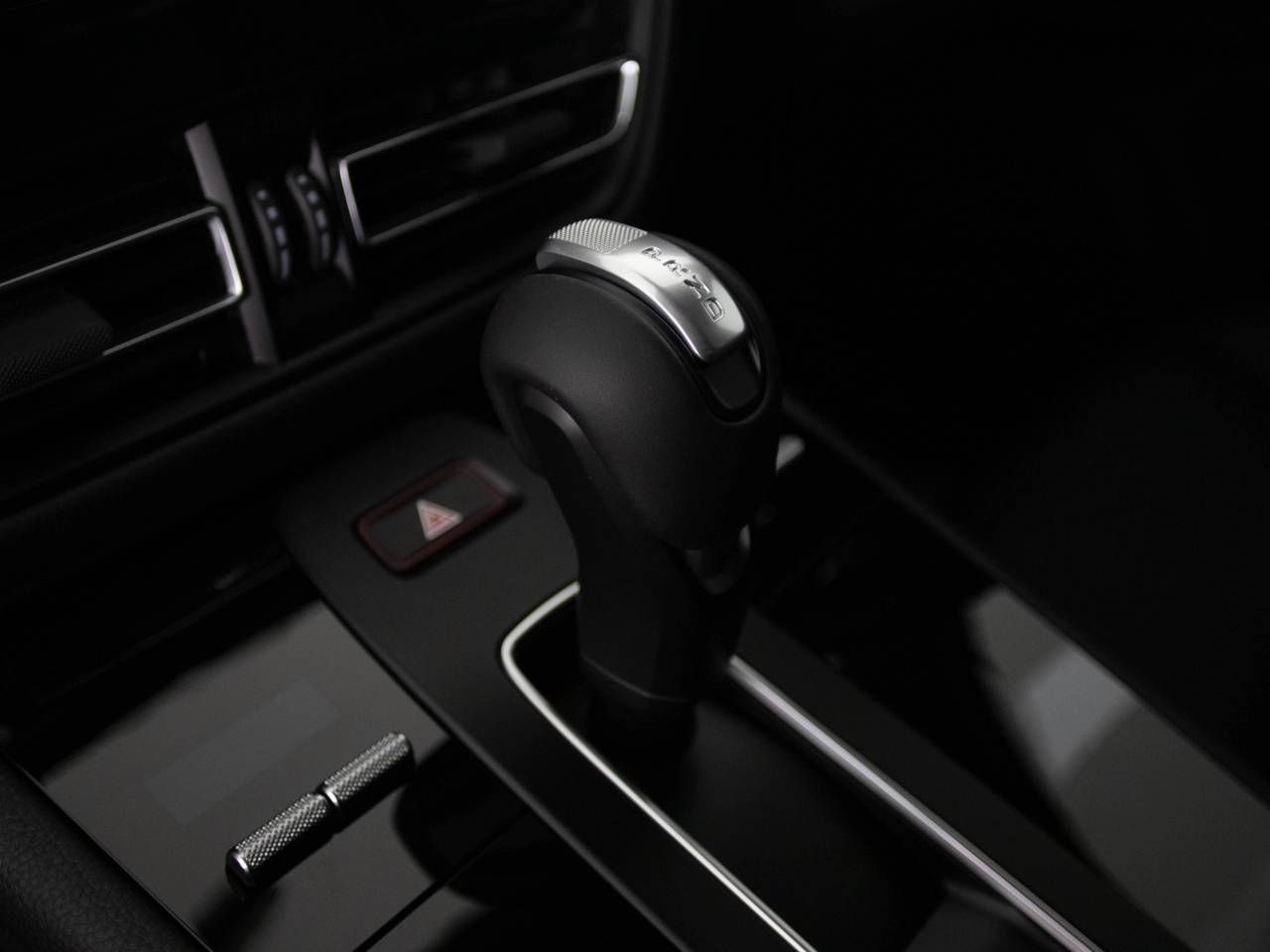 Macan (24) image 30