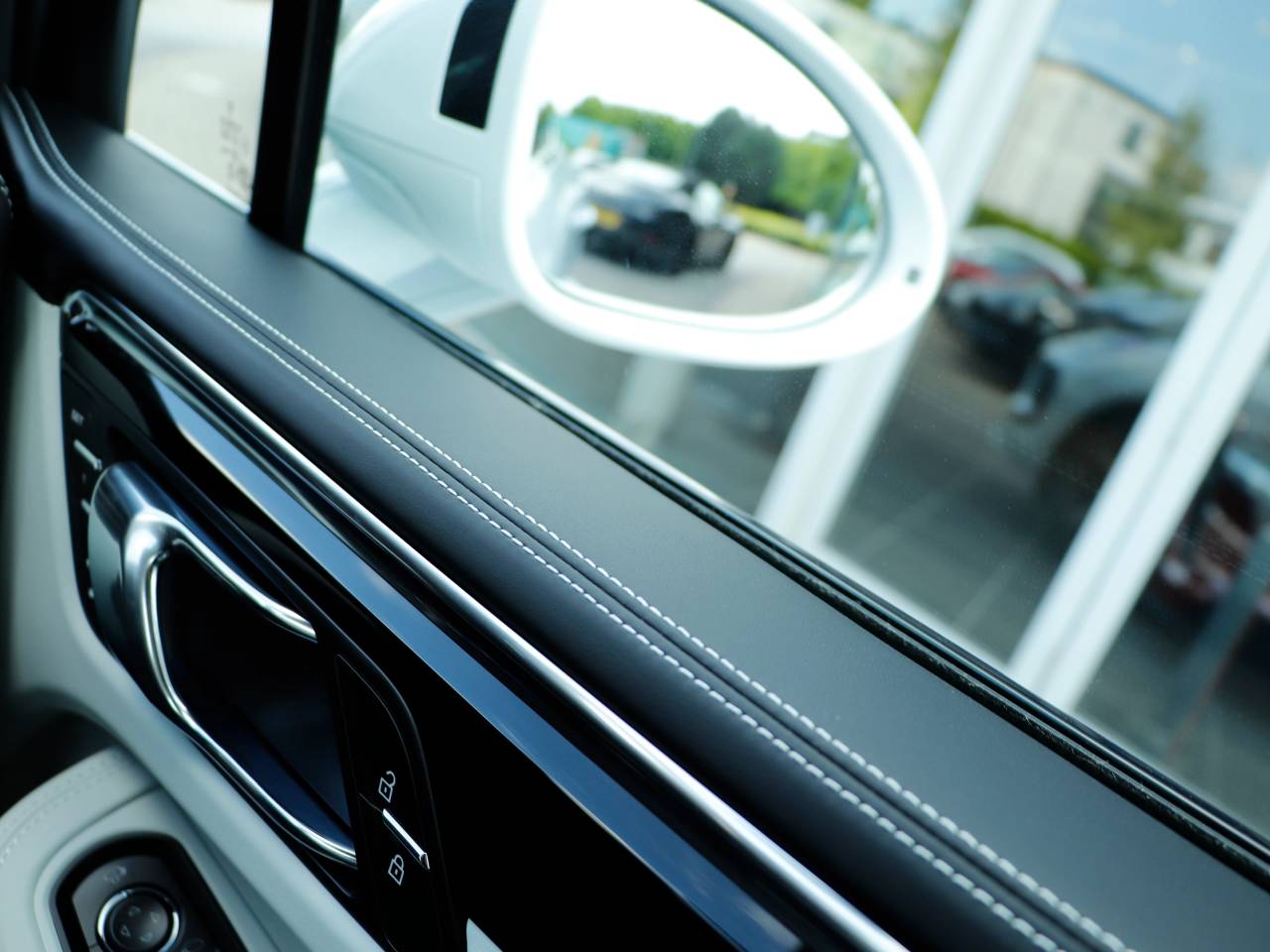 Macan (71) image 23