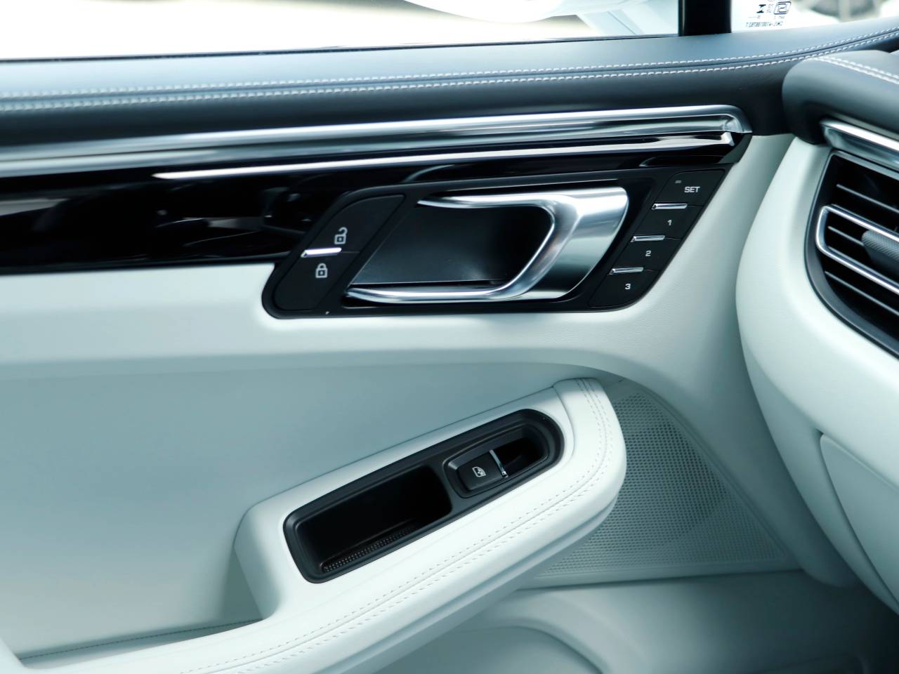 Macan (71) image 20