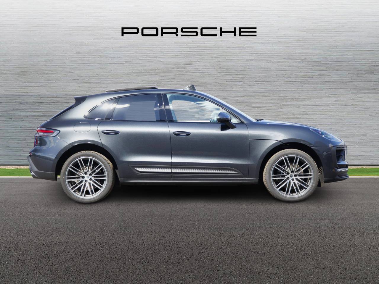 Macan (52) image 02