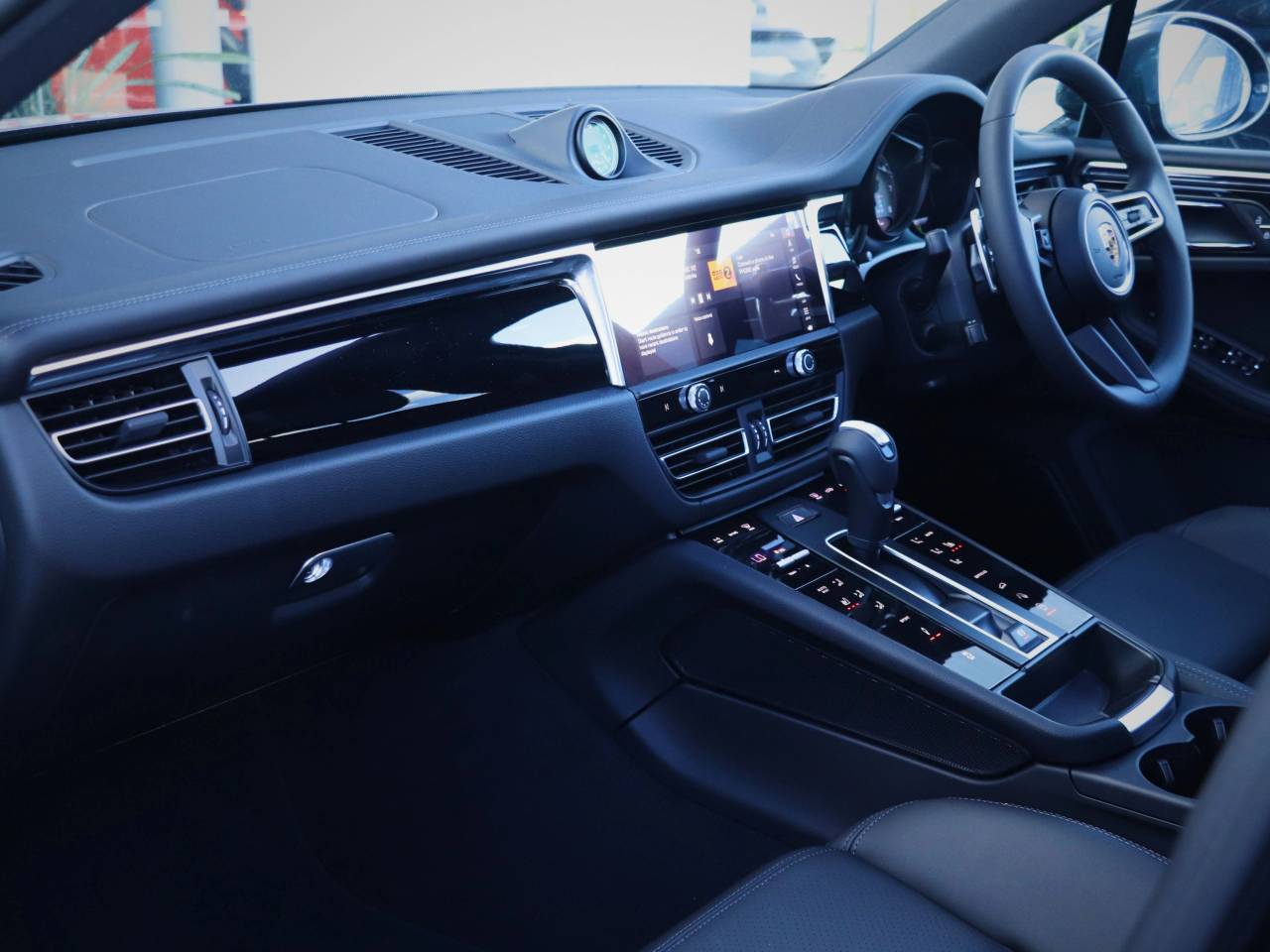 Macan (52) image 19