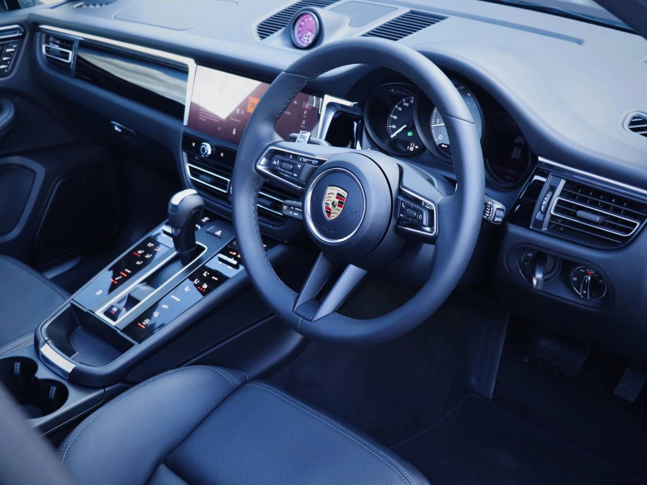 Macan (52) image 04