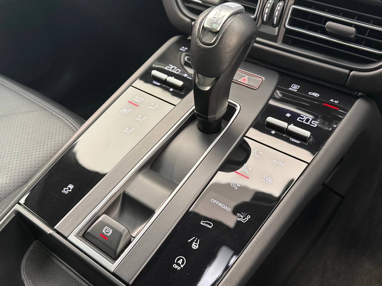 Macan PDK (162) image 29