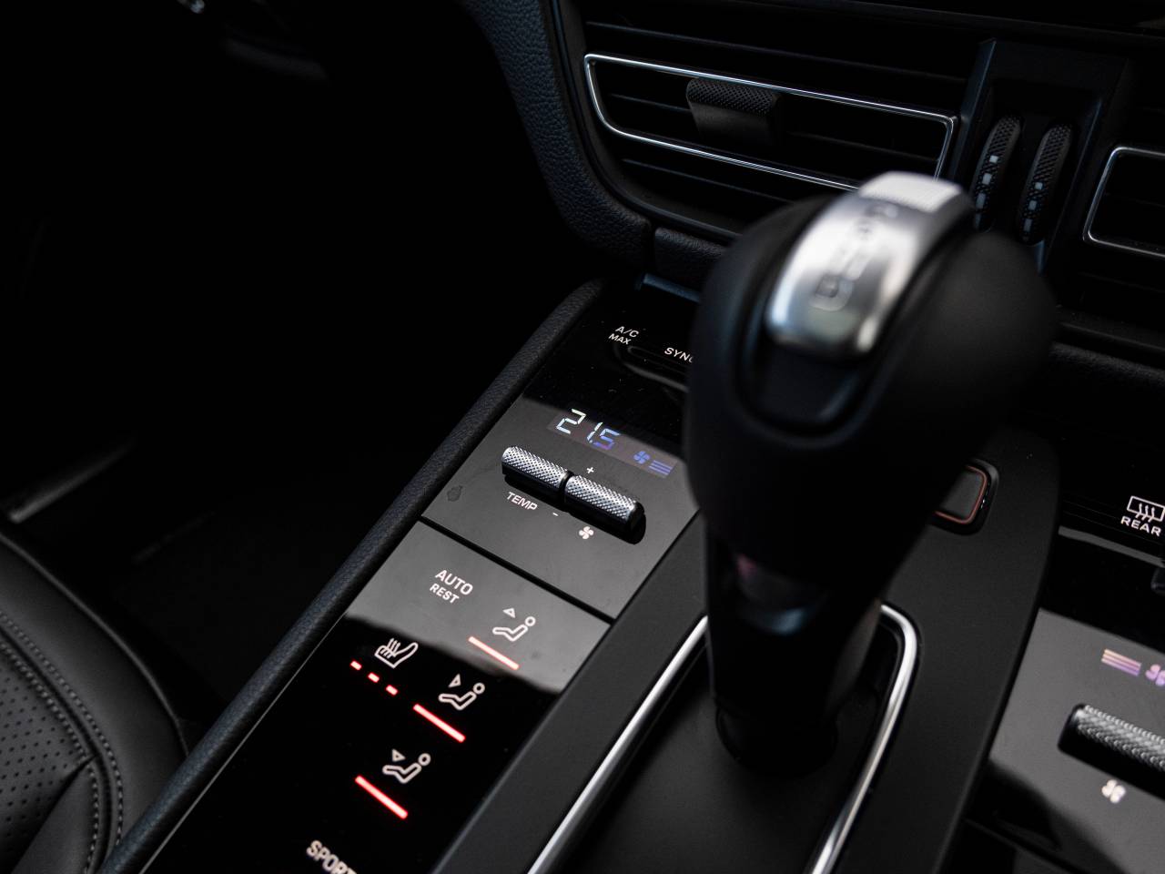 Macan (95) image 29