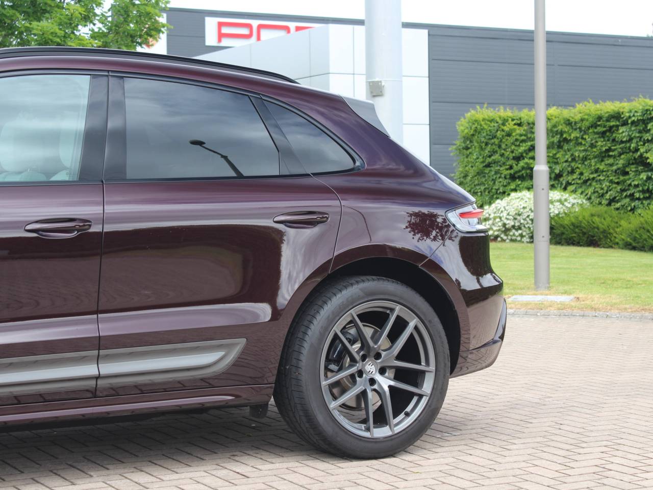 Macan (19) image 18