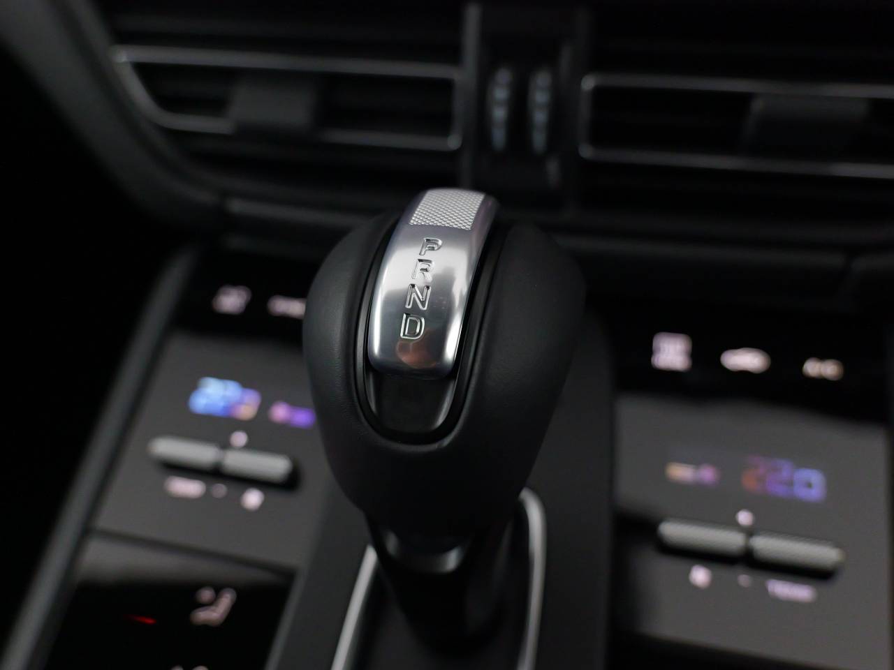 Macan (62) image 27