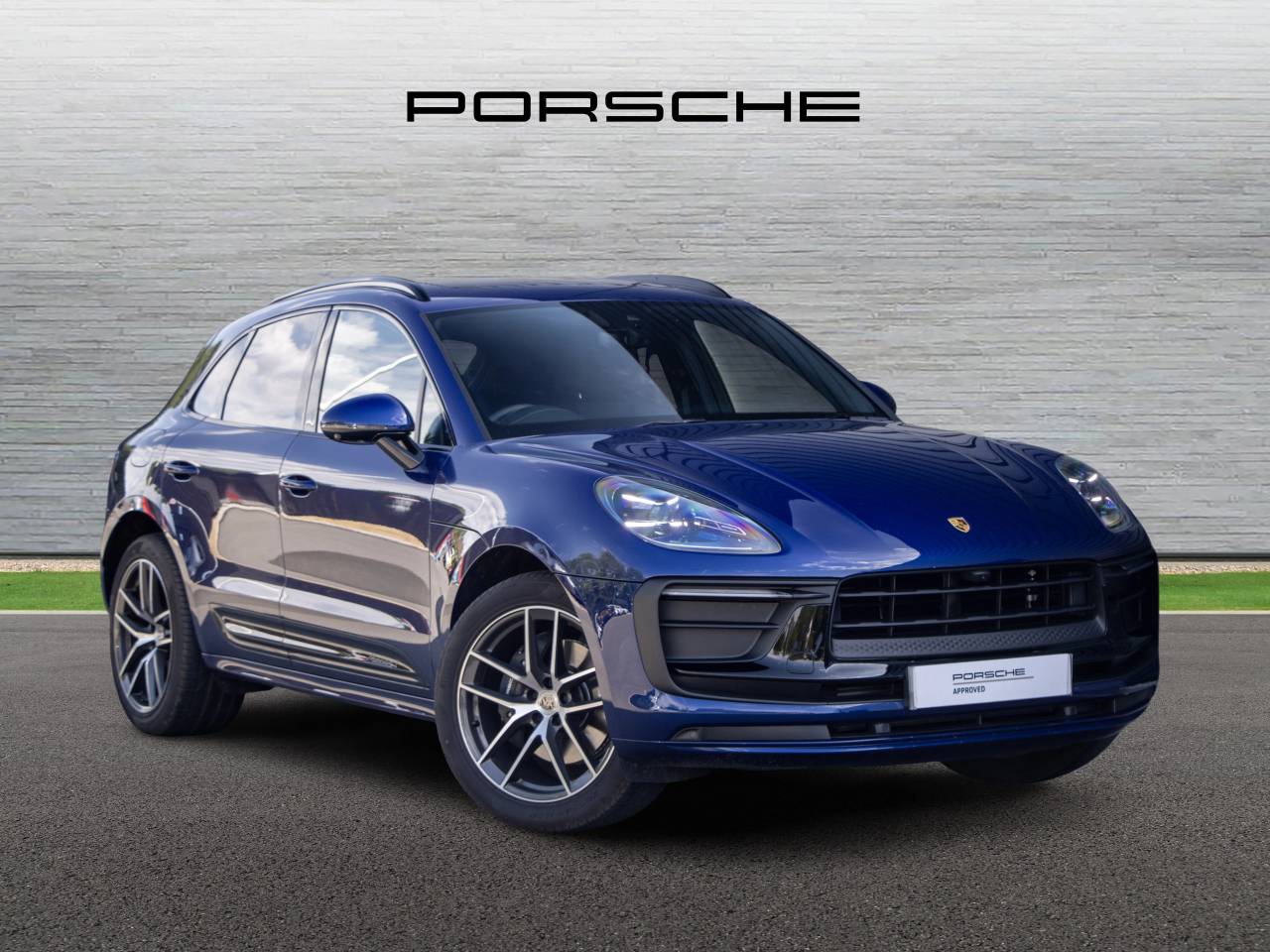 Macan T PDK