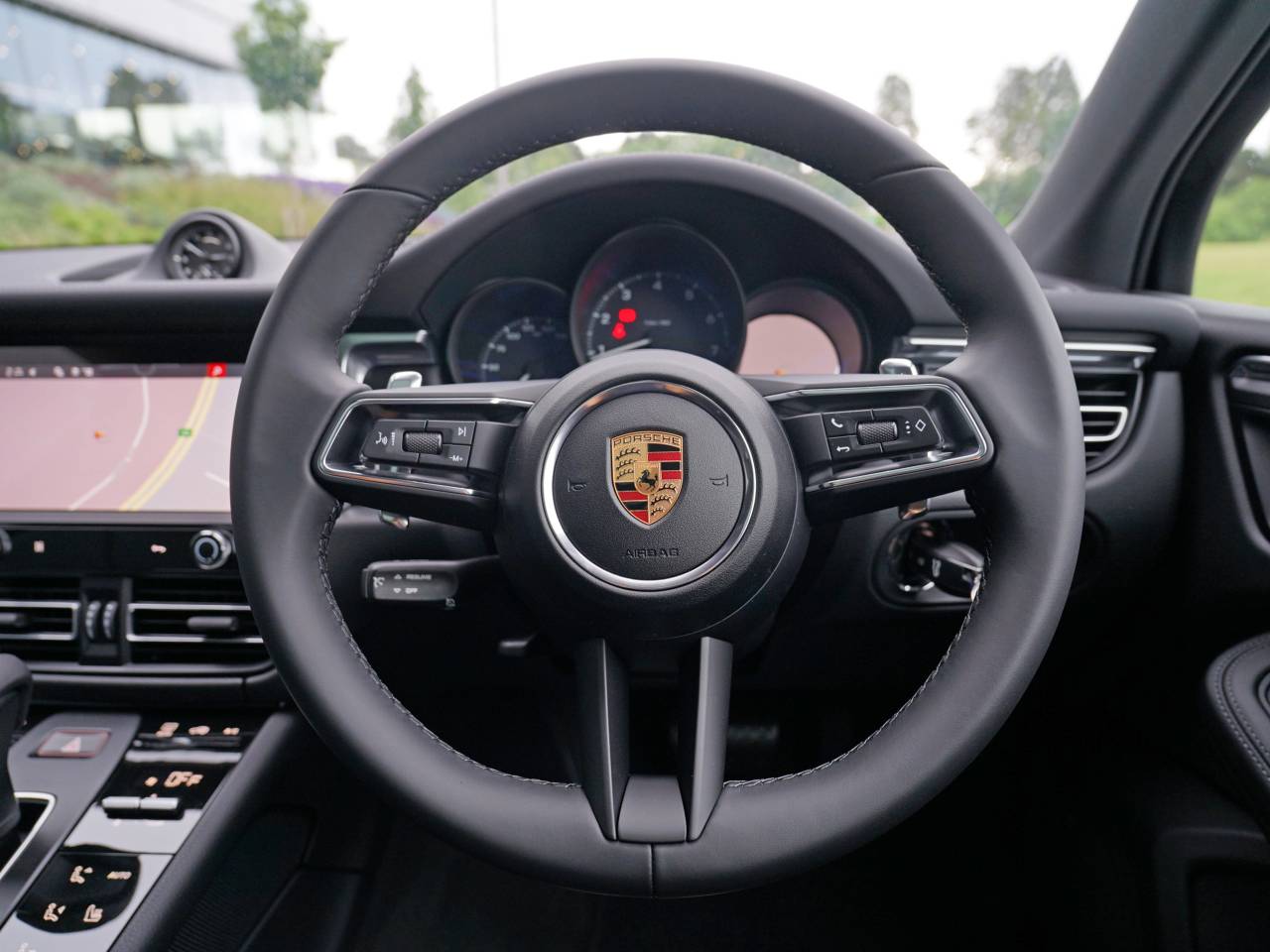 Macan (61) image 23