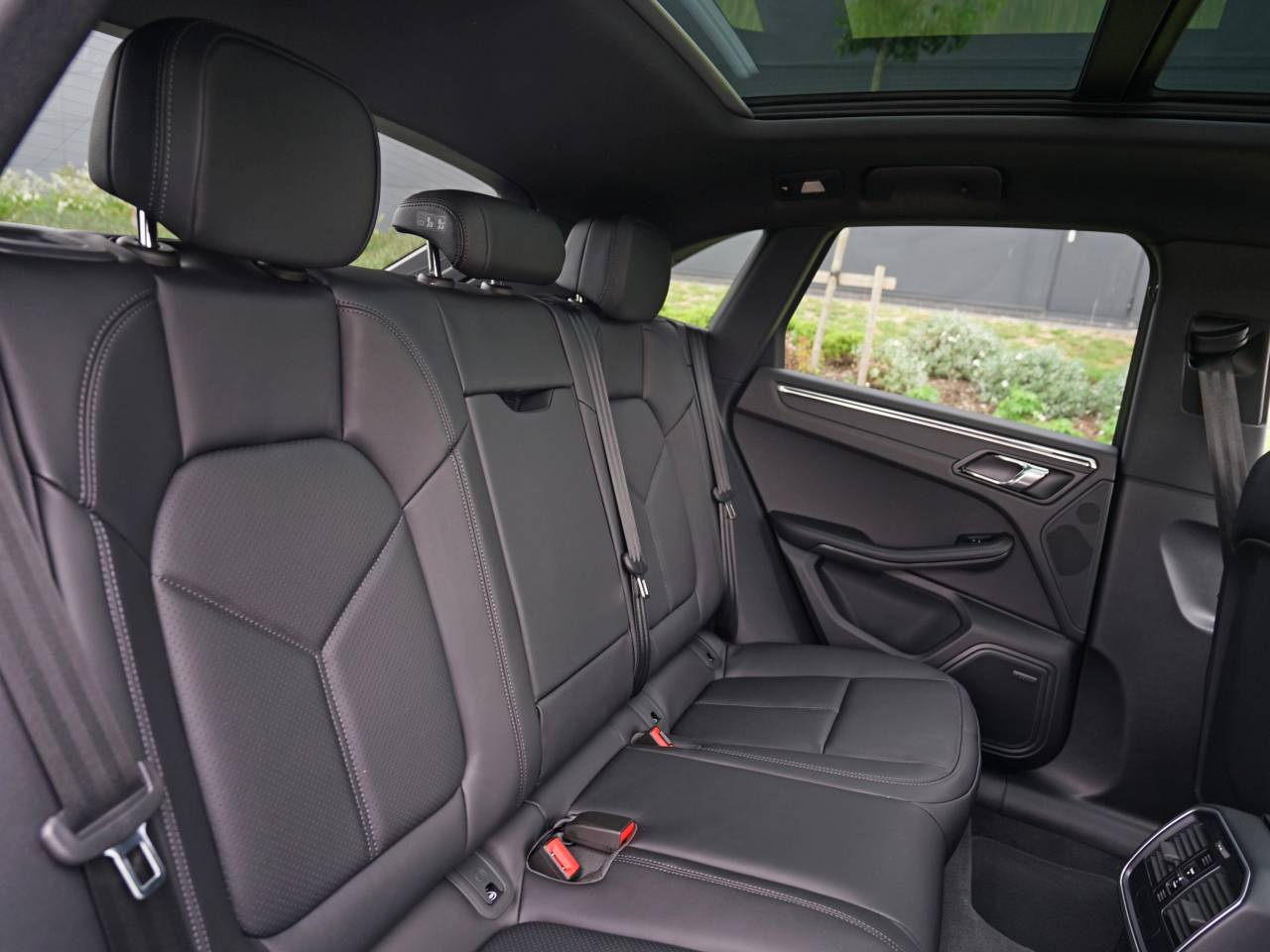 Macan (61) image 21