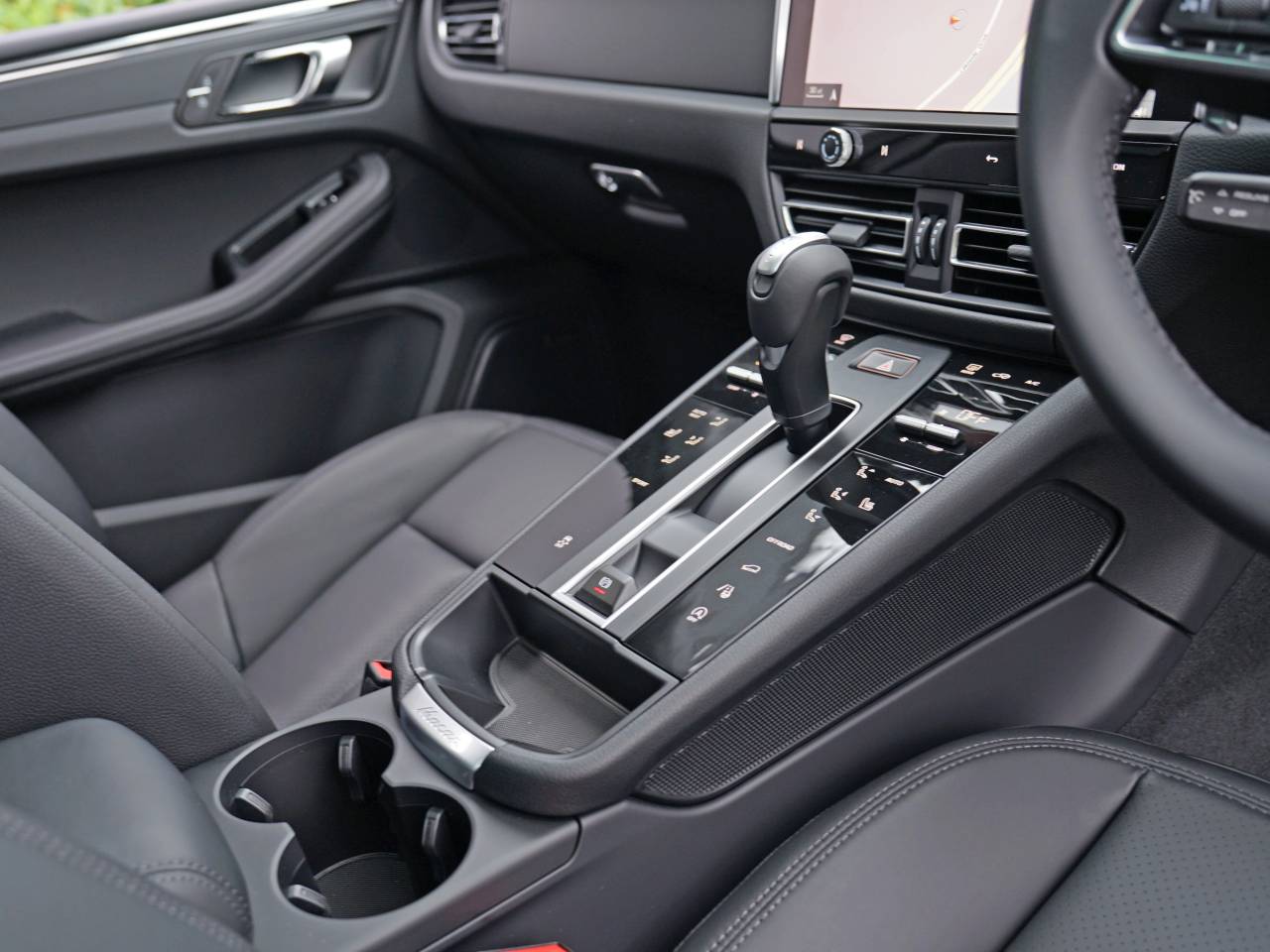 Macan (61) image 31