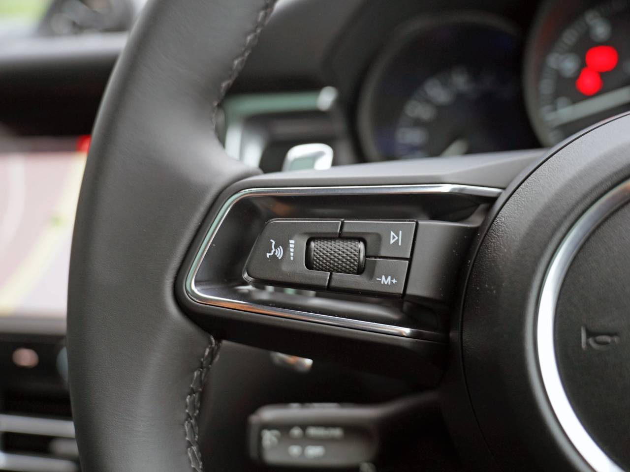 Macan (61) image 25
