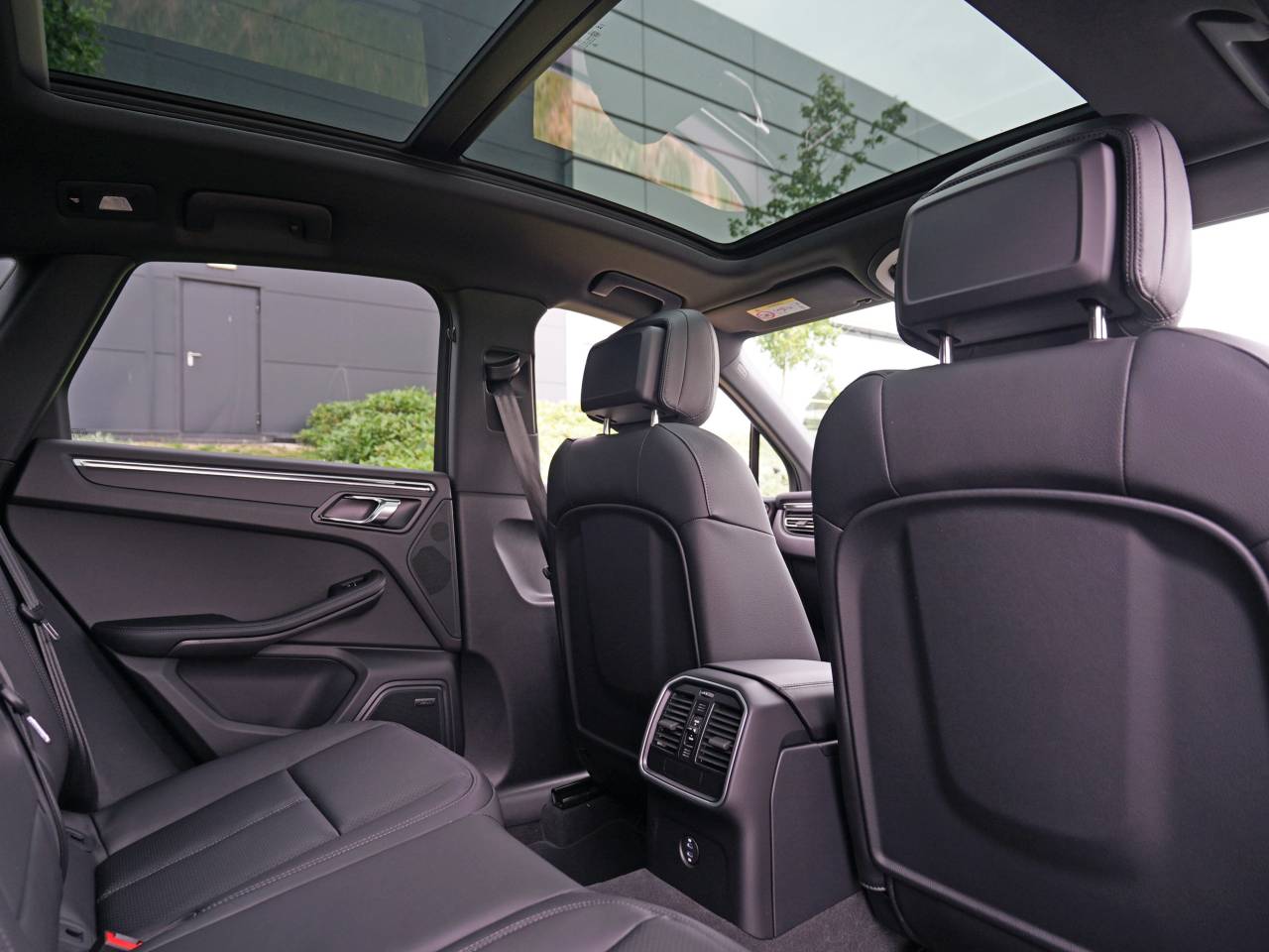Macan (61) image 22