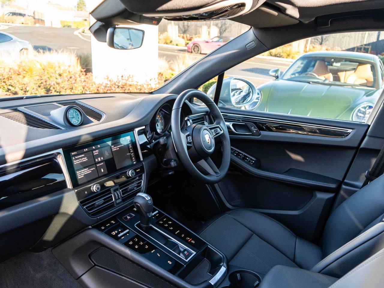Macan (40) image 33
