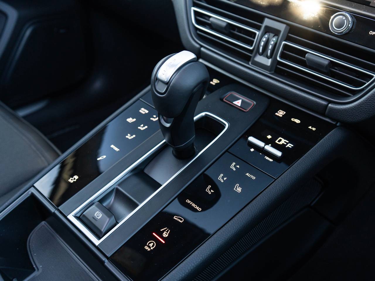 Macan (40) image 18