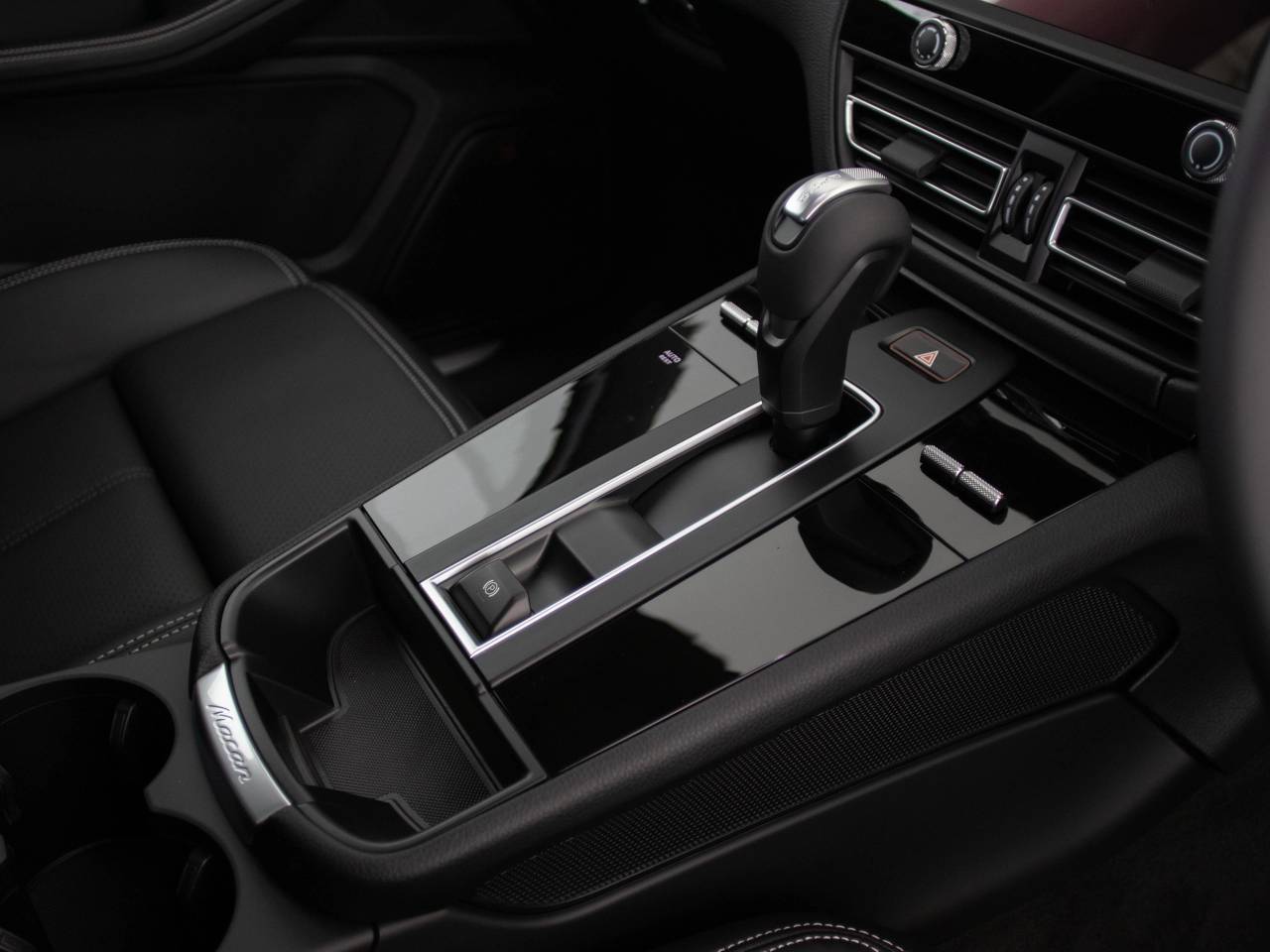Macan (40) image 20