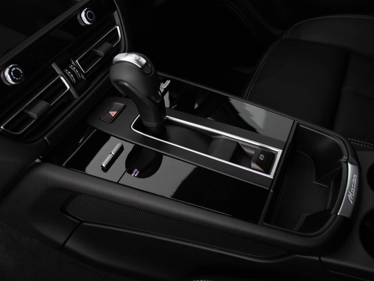 Macan (40) image 22