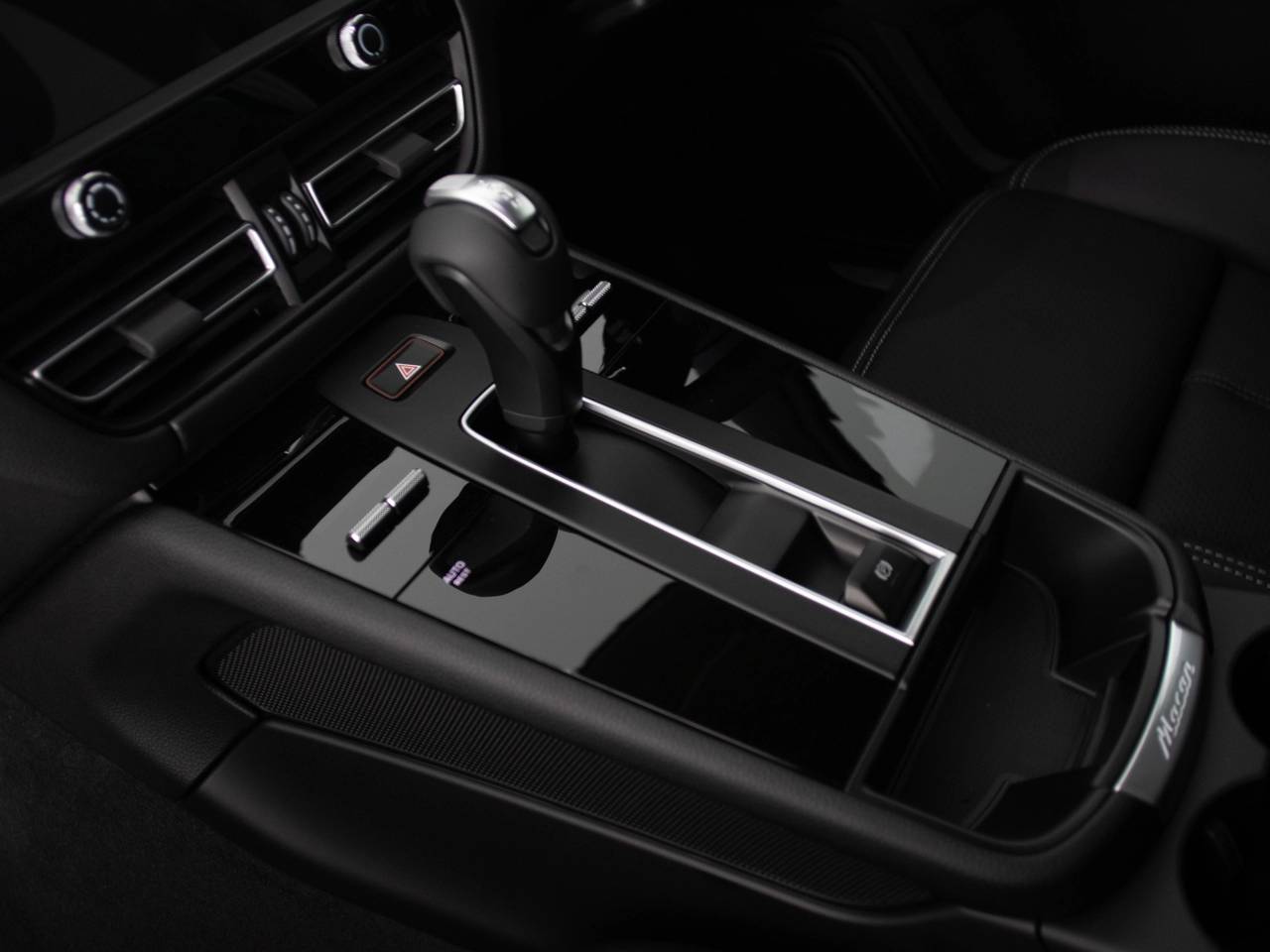 Macan (40) image 49