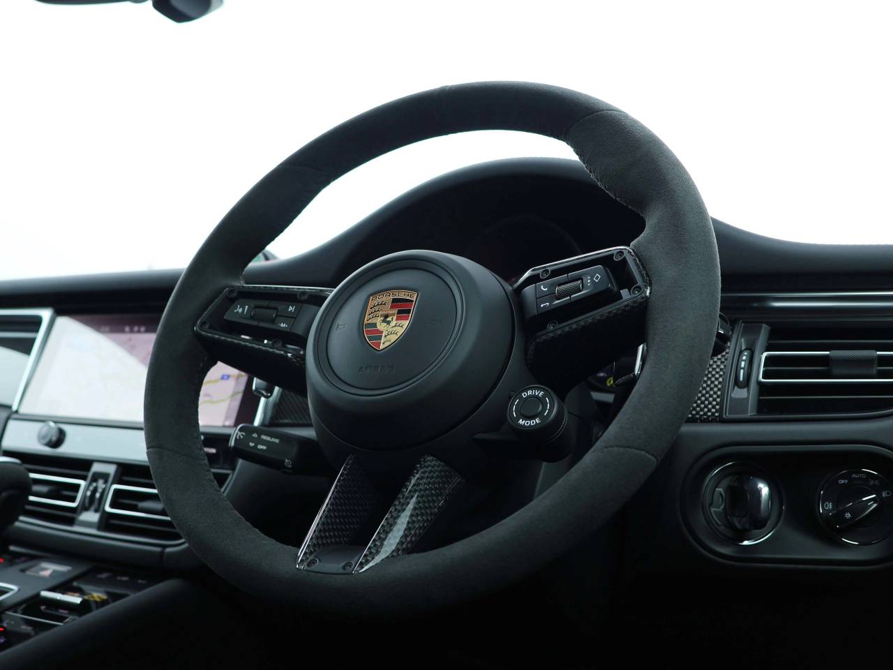 Macan (73) image 14