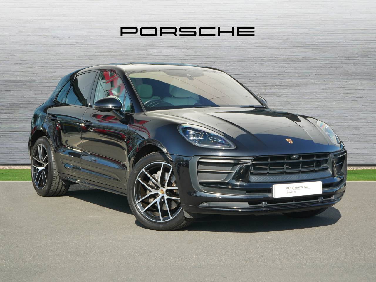 Macan T PDK