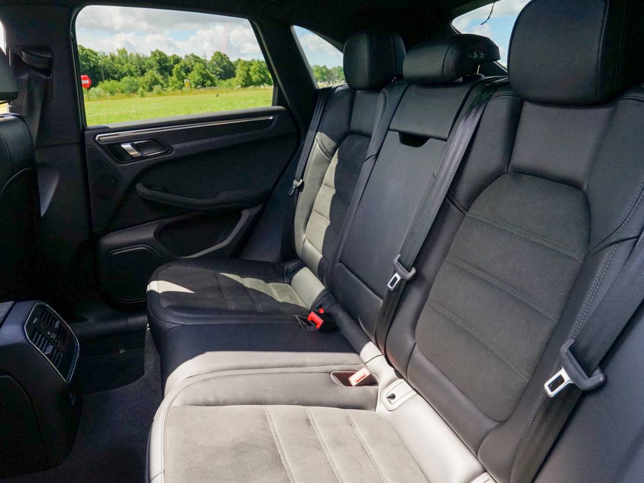 Macan GTS PDK (140) image 17