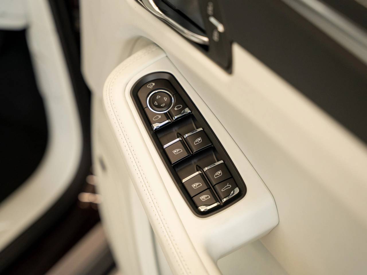 Macan (26) image 28