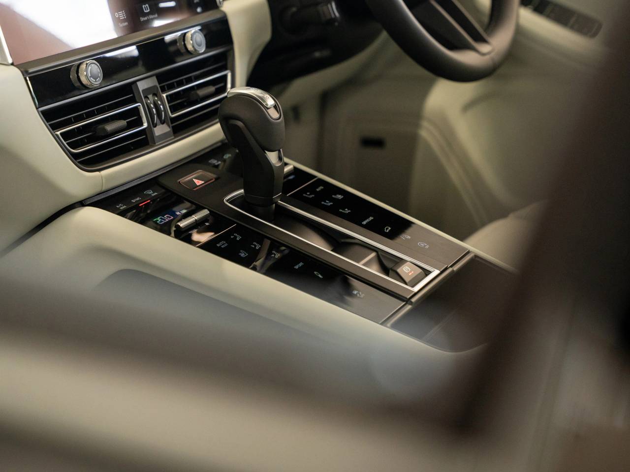 Macan (26) image 37