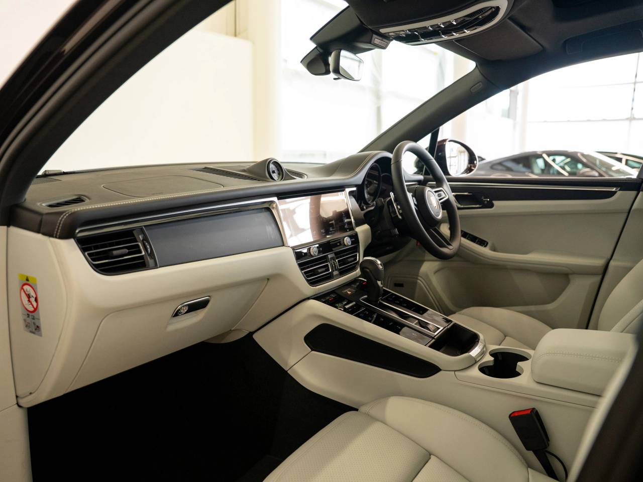 Macan (26) image 29