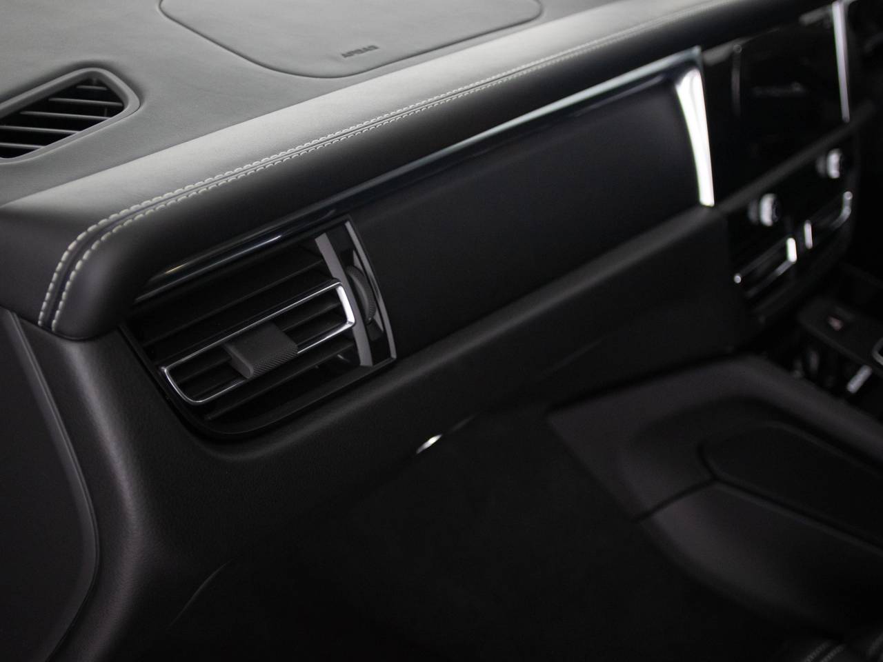 Macan T PDK (7) image 30