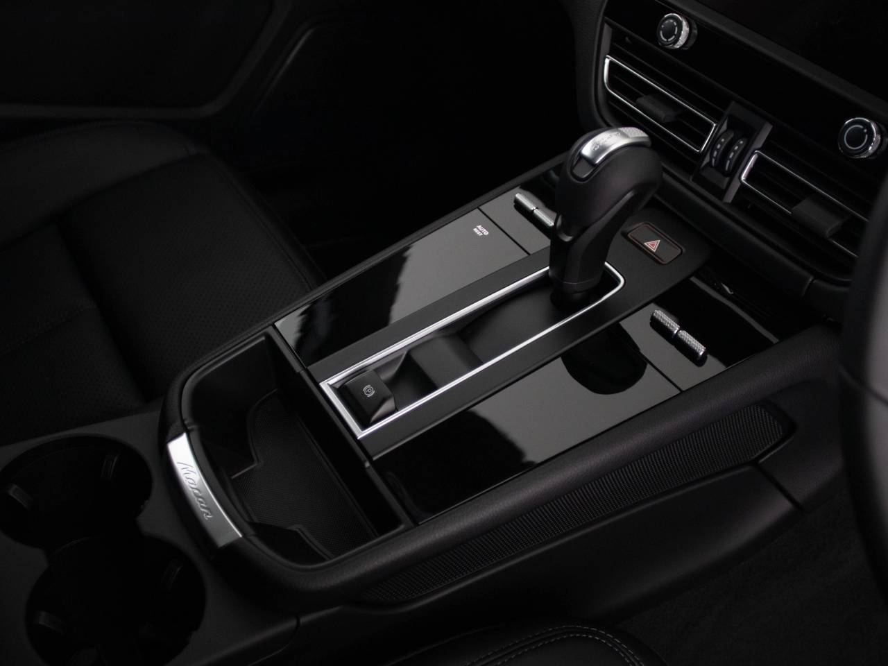 Macan (28) image 44