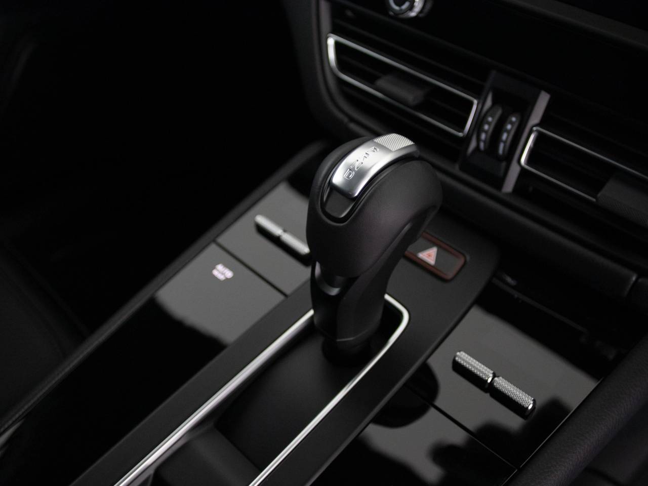 Macan (28) image 46