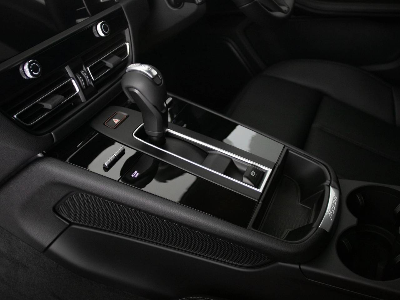 Macan (28) image 24