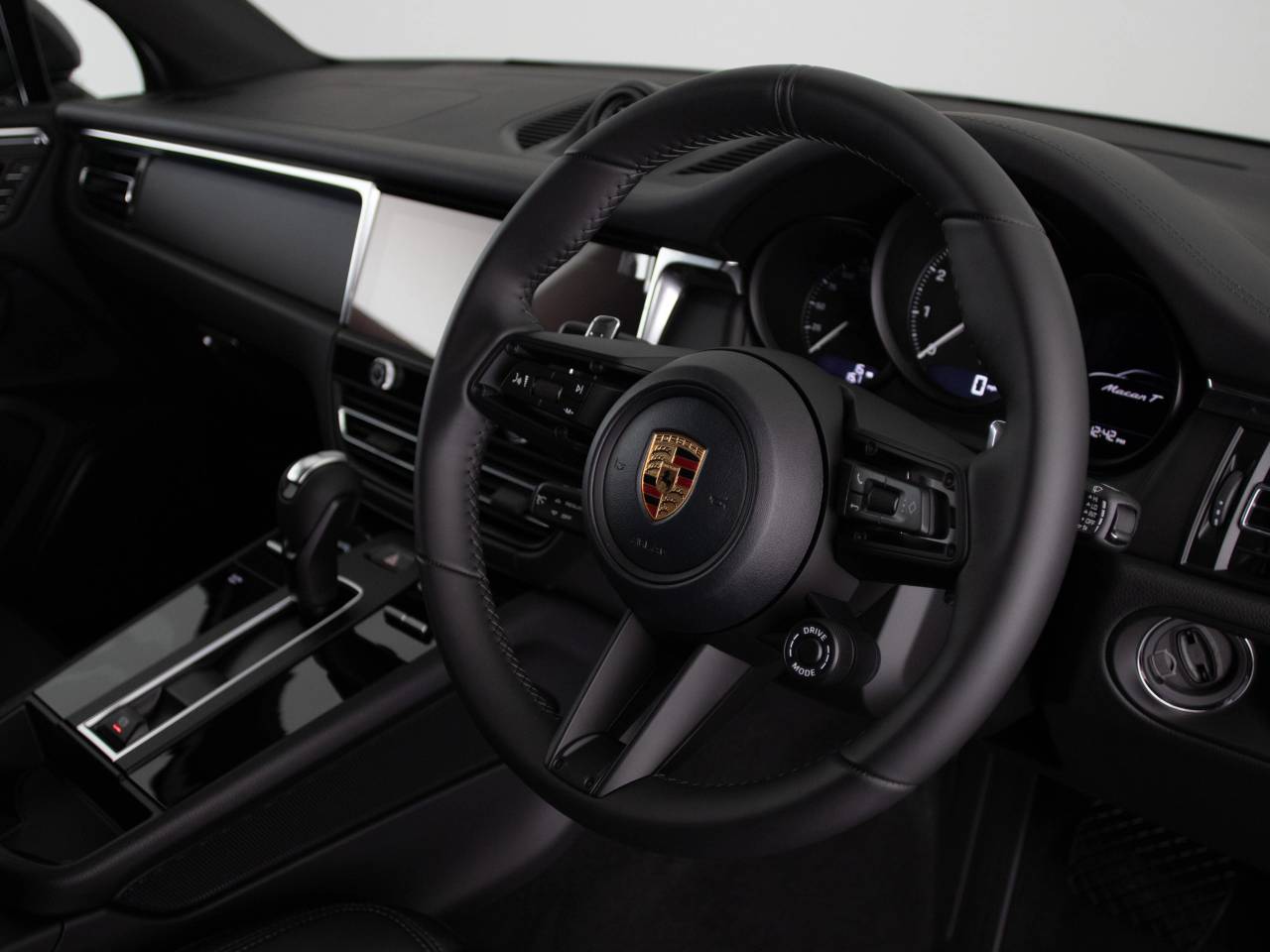 Macan (28) image 31