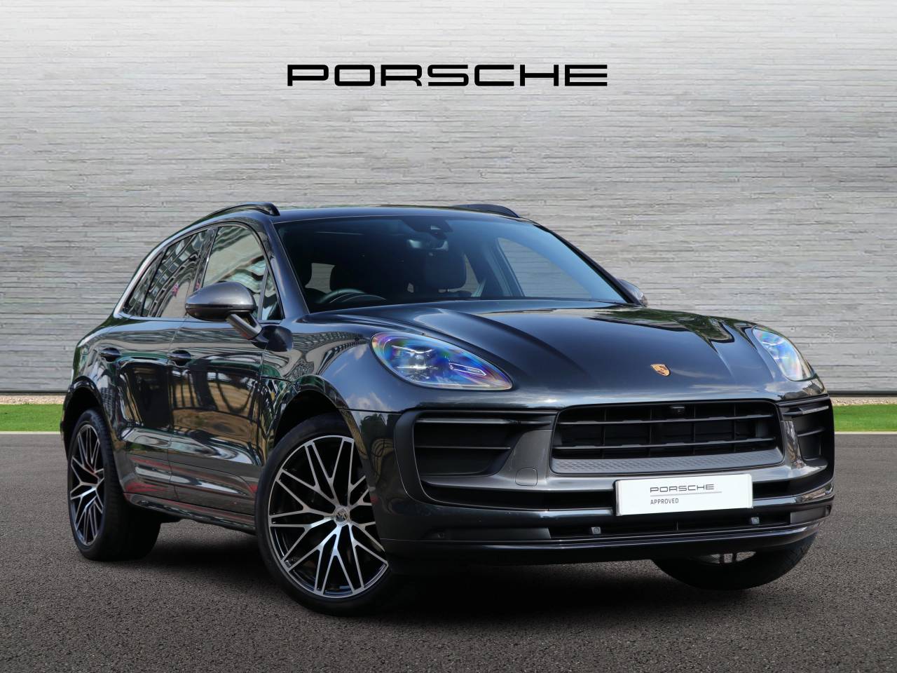 Macan T PDK
