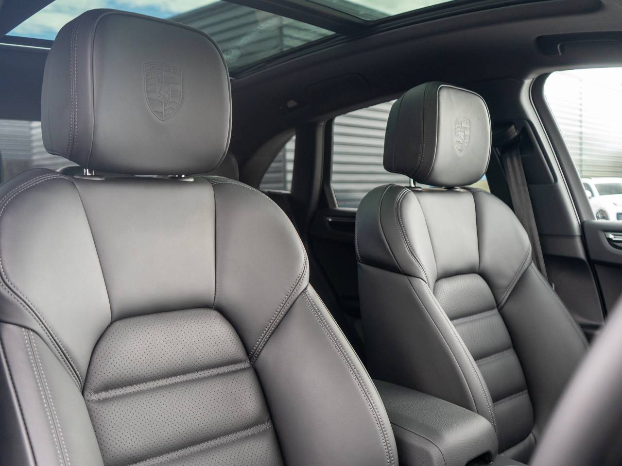 Macan (29) image 32