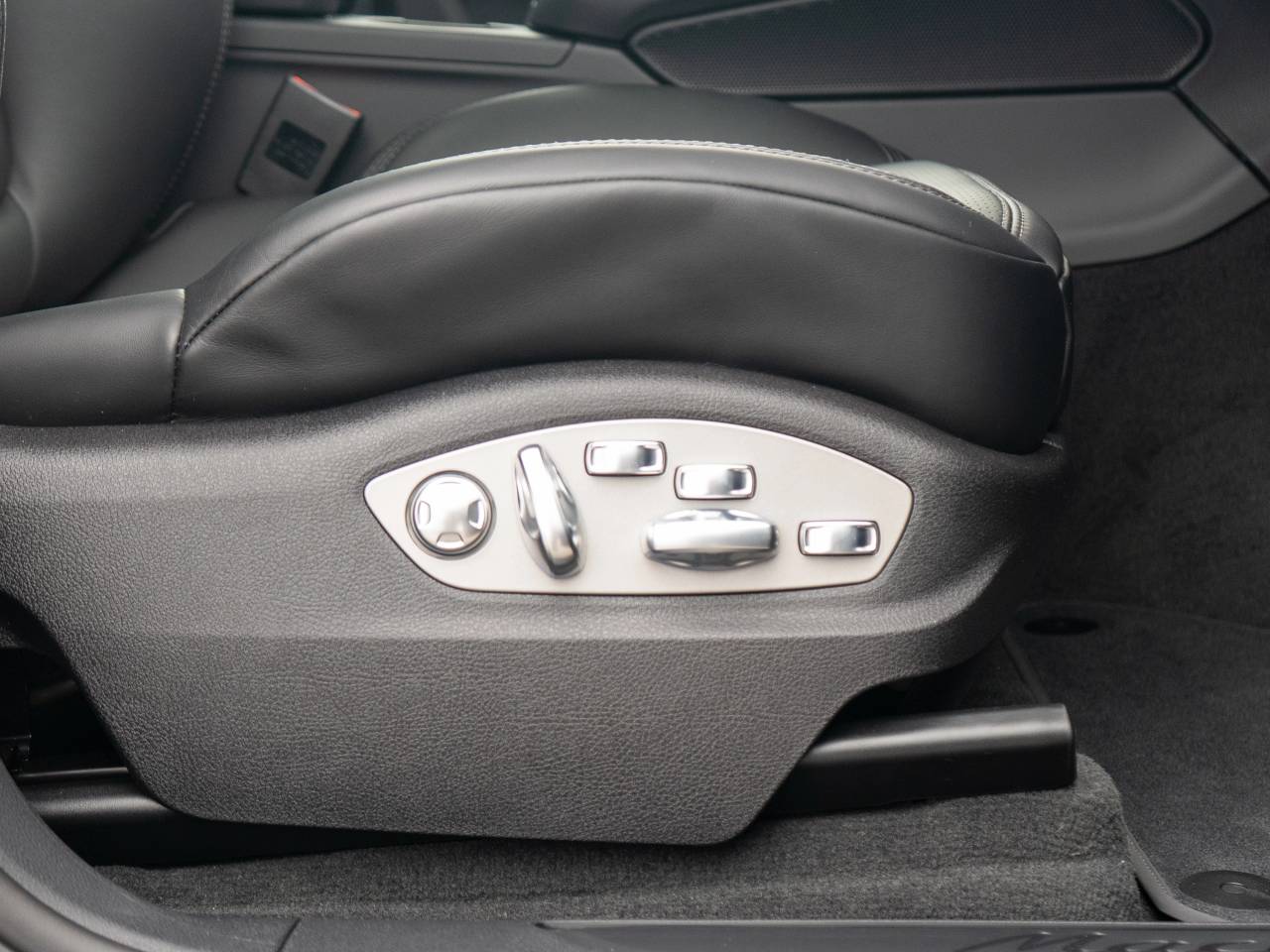 Macan (29) image 41