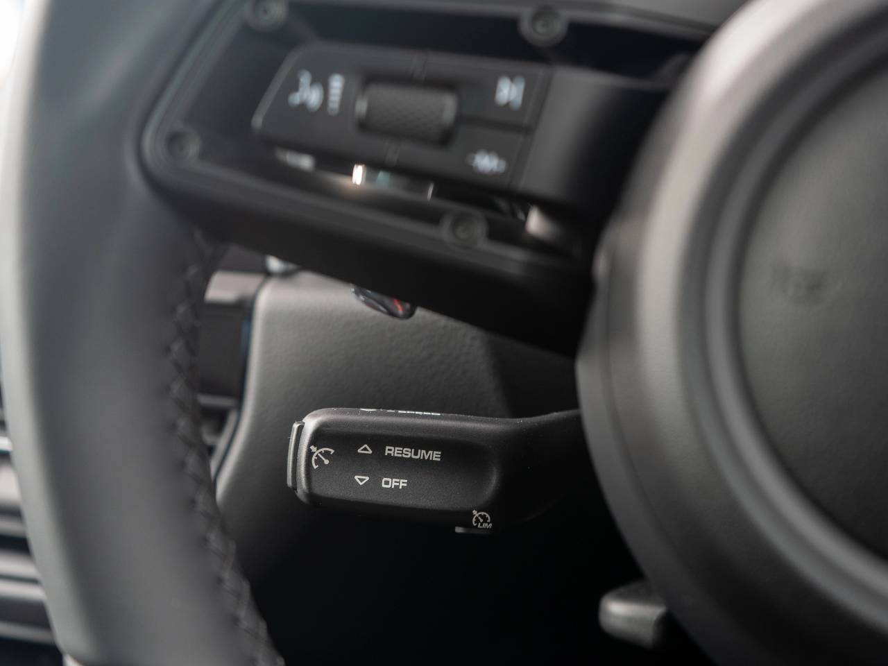 Macan (29) image 38