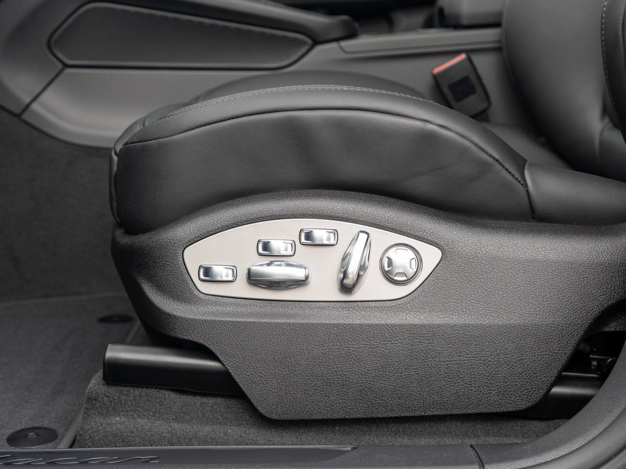Macan (29) image 20