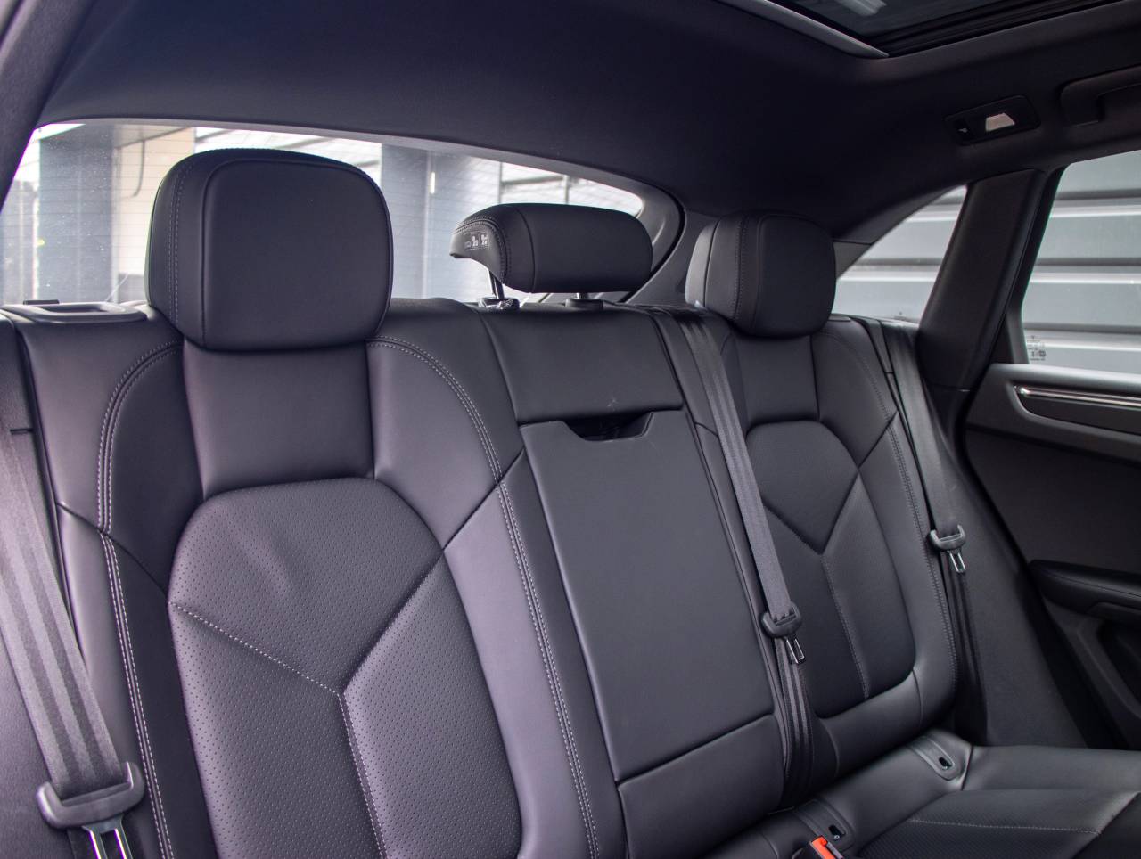 Macan PDK (210) image 26