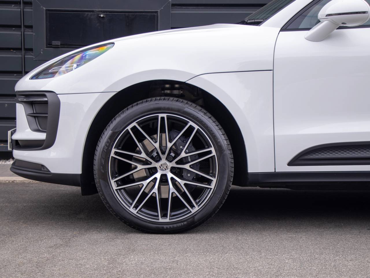 Macan PDK (210) image 06
