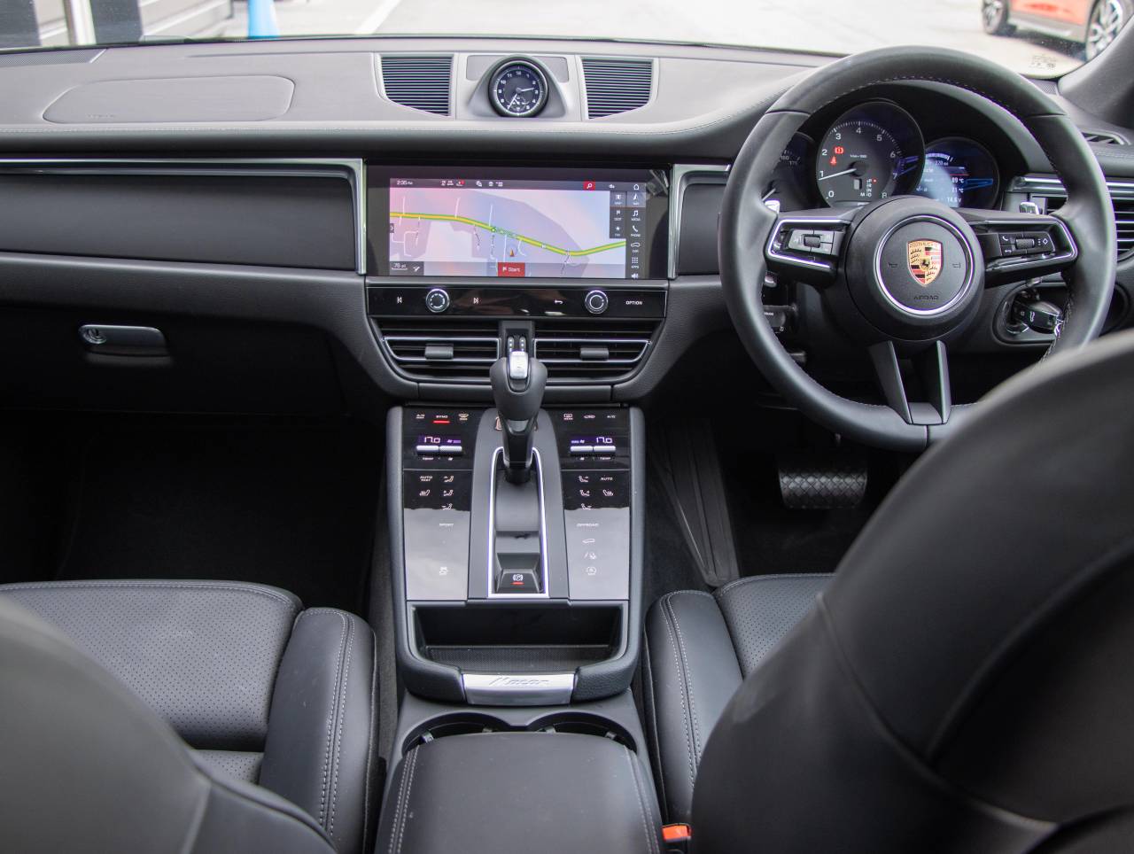 Macan PDK (210) image 28