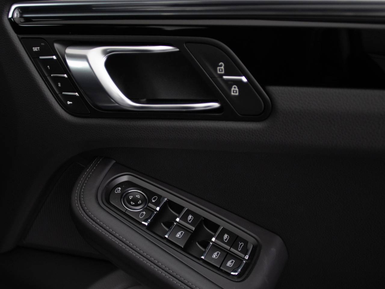 Macan (29) image 41