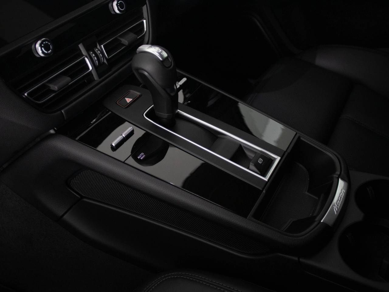 Macan (29) image 22