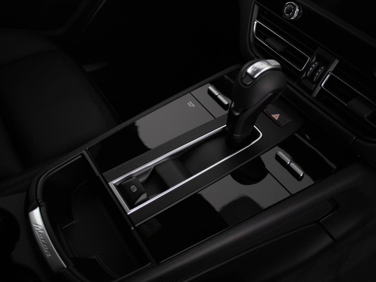 Macan (29) image 36