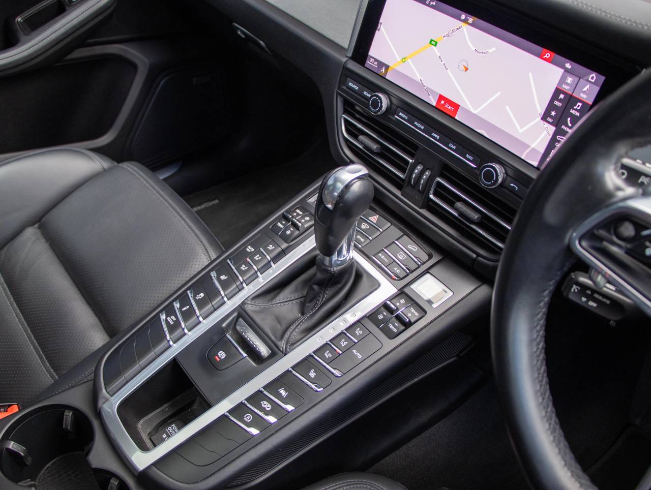Macan TURBO PDK (47) image 17