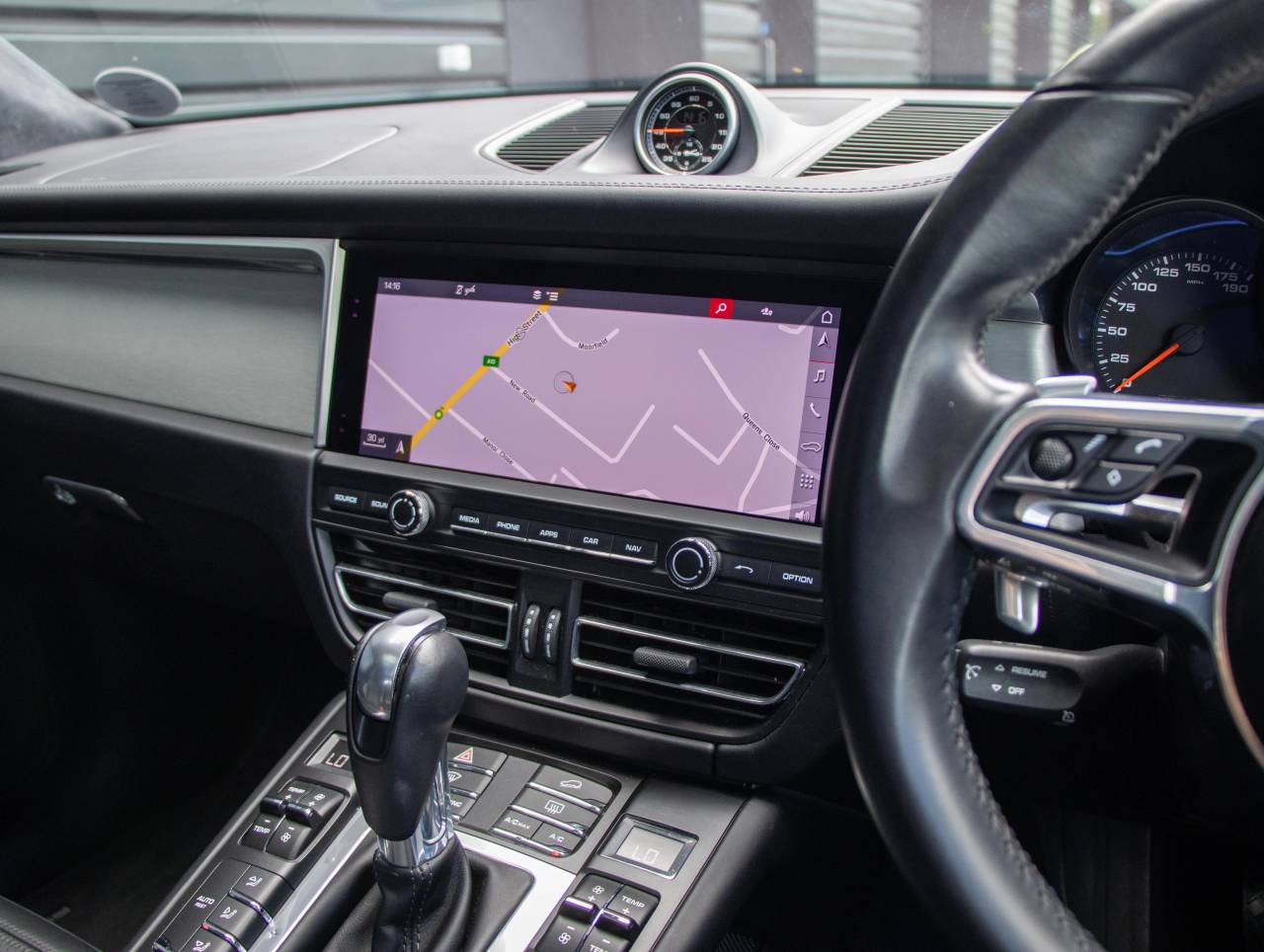Macan TURBO PDK (47) image 26