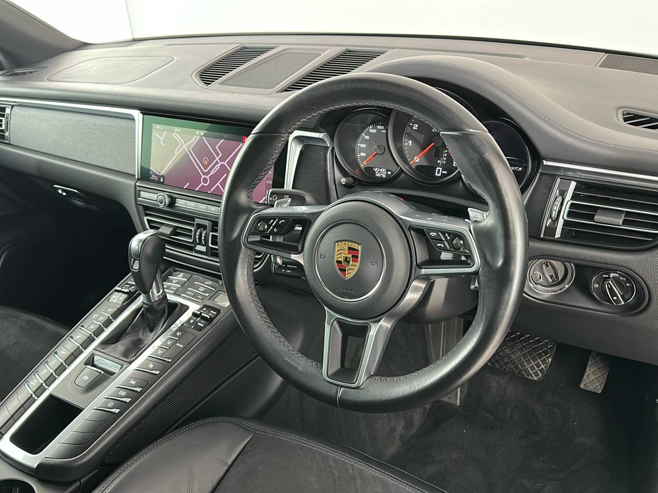 Macan (65) image 29