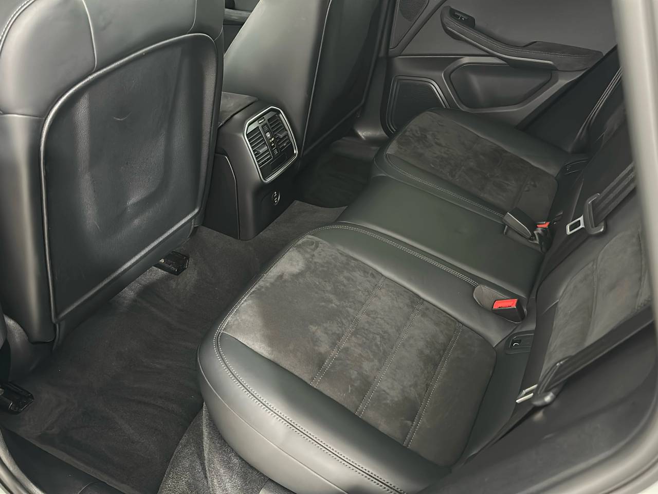 Macan (65) image 05